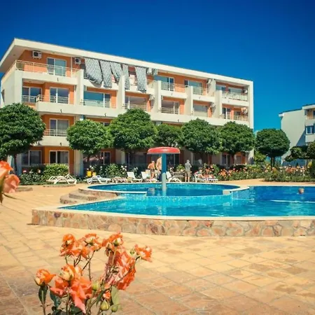 Daire 1-Bedroom Apartment In A Resort With 6 Pools, Top Floor, Stunning Sunset View Sunny Beach
